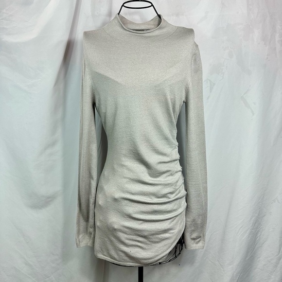 Song of Style light grey mock neck side ruched long sleeve mini dress size M - Picture 1 of 9